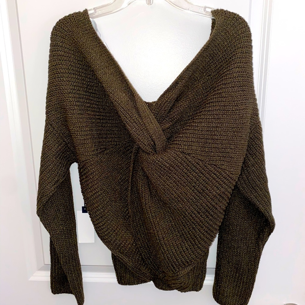 Astr The Label Olive Knot Back Sweater